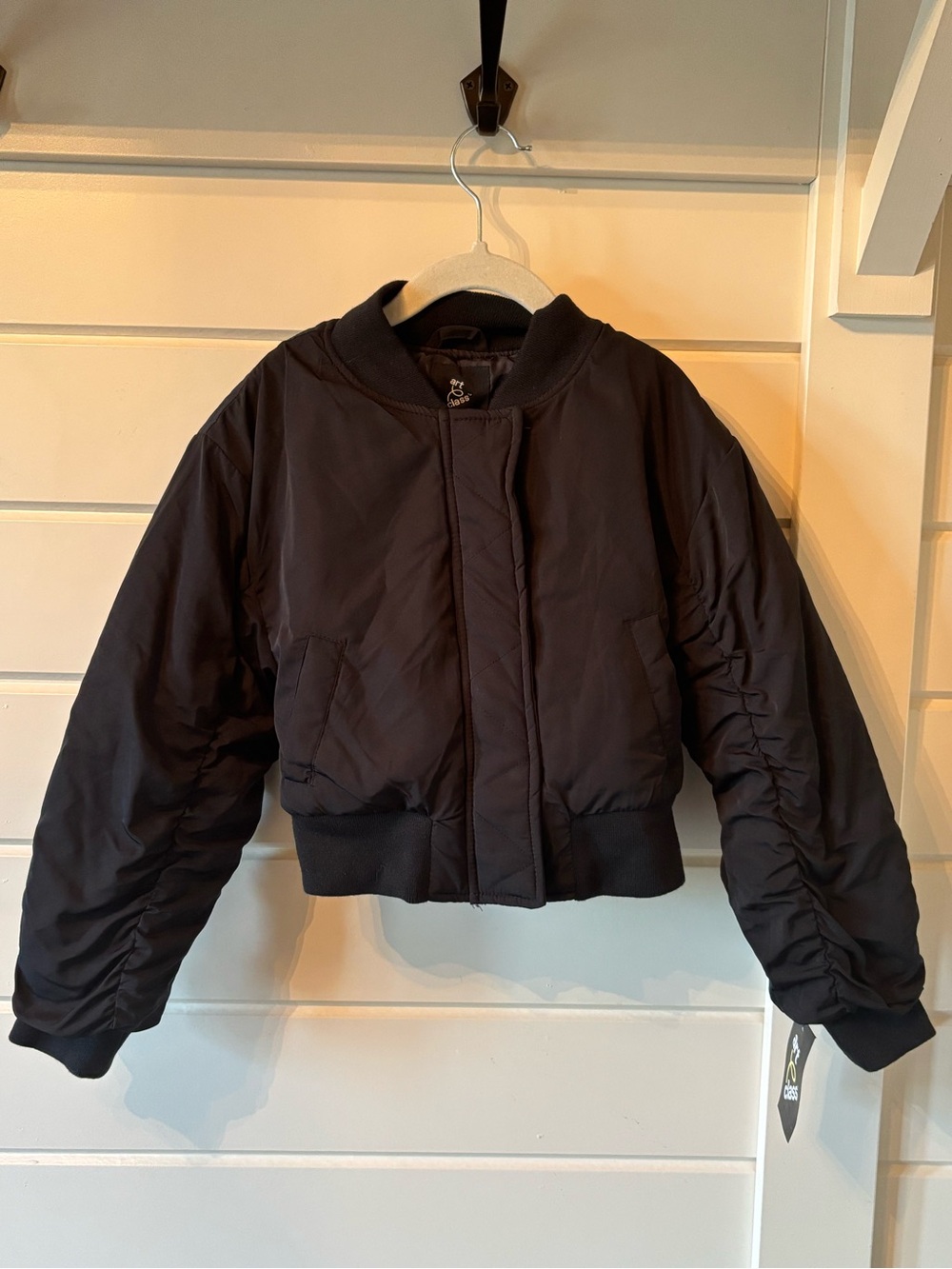 NWT Girls 6/7 art class Black Cropped Bomber Puffer Jacket